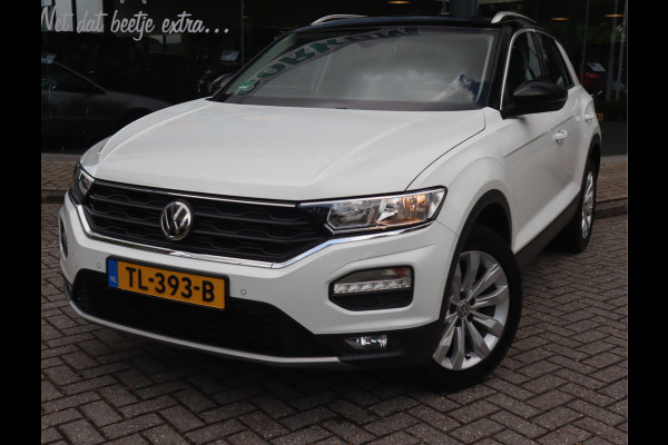 Volkswagen T-Roc 1.5 TSI Style Navi / Clima / Handgesch / Dealer onderhouden BTW AUTO / 1e eigenaar / 150PK!