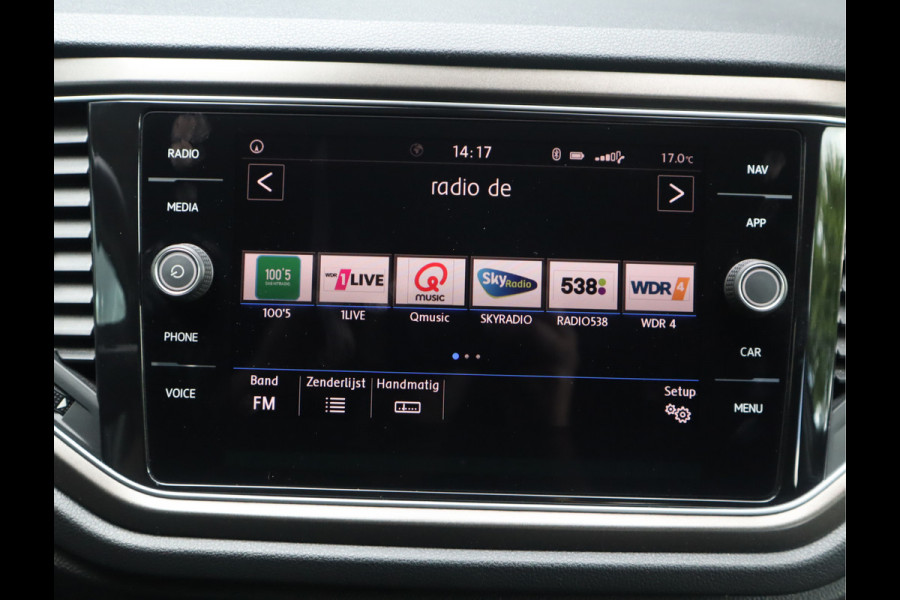 Volkswagen T-Roc 1.5 TSI Style Navi / Clima / Handgesch / Dealer onderhouden BTW AUTO / 1e eigenaar / 150PK!