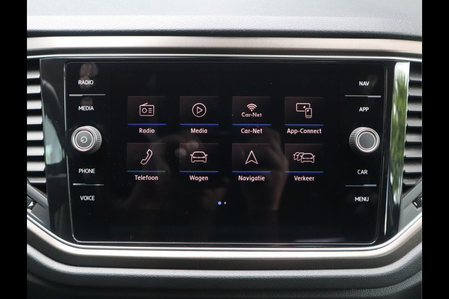 Volkswagen T-Roc 1.5 TSI Style Navi / Clima / Handgesch / Dealer onderhouden BTW AUTO / 1e eigenaar / 150PK!