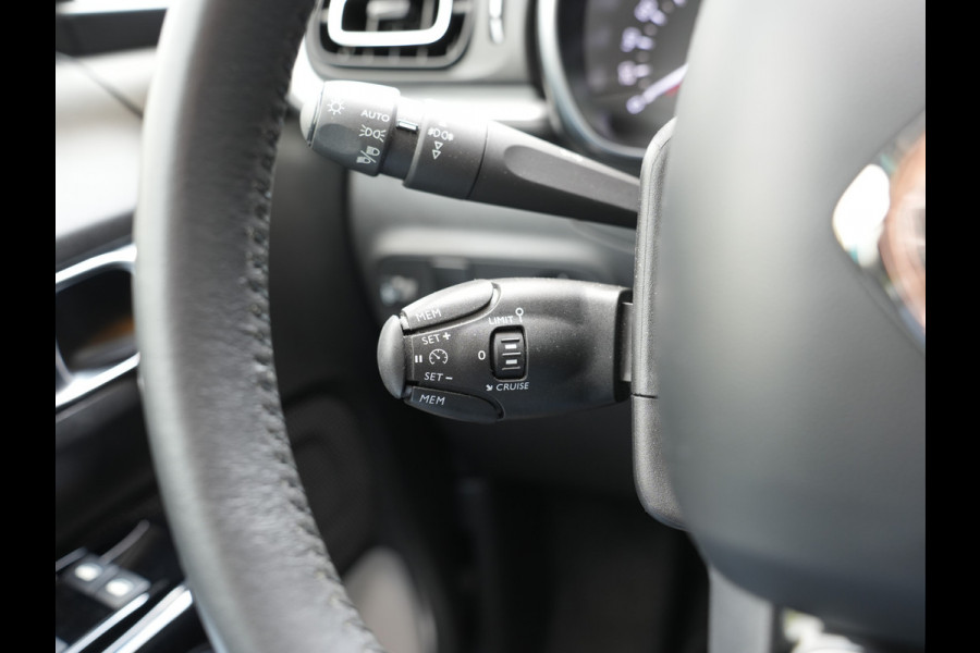 Citroën C3 1.2 PureTech Shine | Achteruitrijcamera | Cruise control | Apple Carplay/Android Auto