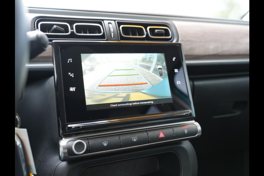 Citroën C3 1.2 PureTech Shine | Achteruitrijcamera | Cruise control | Apple Carplay/Android Auto