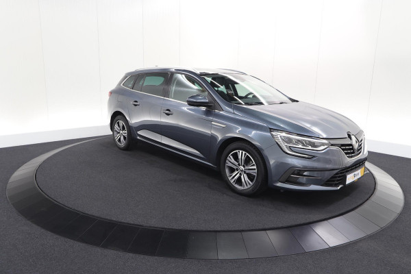 Renault Mégane Estate TCe 140 Intens | 1.700 KG Trekgewicht | Trekhaak | Camera | Head-Up Display | Dodehoekdetectie