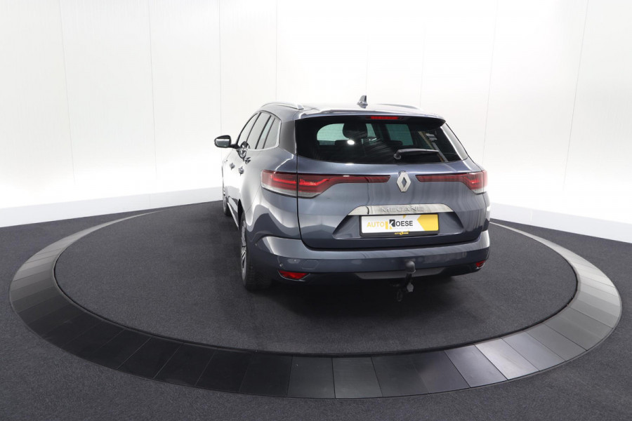 Renault Mégane Estate TCe 140 Intens | 1.700 KG Trekgewicht | Trekhaak | Camera | Head-Up Display | Dodehoekdetectie