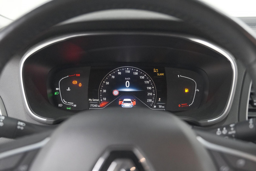 Renault Mégane Estate TCe 140 Intens | 1.700 KG Trekgewicht | Trekhaak | Camera | Head-Up Display | Dodehoekdetectie