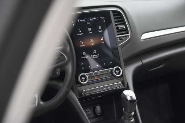 Renault Mégane Estate TCe 140 Intens | 1.700 KG Trekgewicht | Trekhaak | Camera | Head-Up Display | Dodehoekdetectie