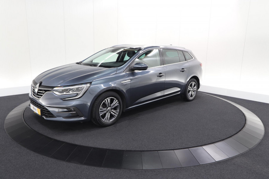 Renault Mégane Estate TCe 140 Intens | 1.700 KG Trekgewicht | Trekhaak | Camera | Head-Up Display | Dodehoekdetectie