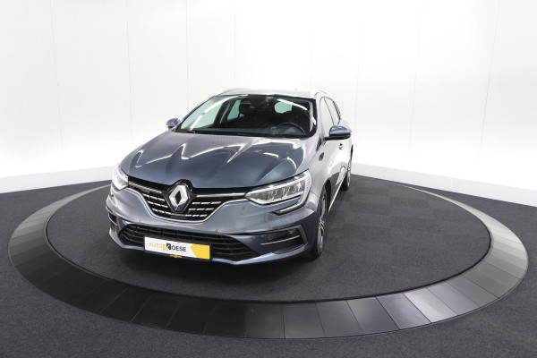 Renault Mégane Estate TCe 140 Intens | 1.700 KG Trekgewicht | Trekhaak | Camera | Head-Up Display | Dodehoekdetectie