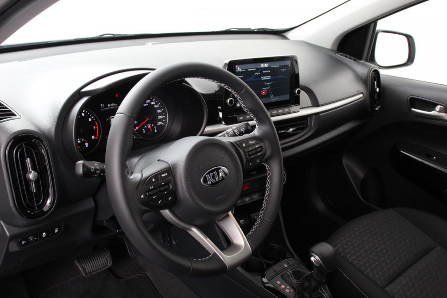 Kia Picanto 1.0 DPi Automaat DynamicPlusLine Navigatie Climate Control Camera Parkeer Sensoren Cruise control Led DAB Lichtmetalen velgen Extra getint glas