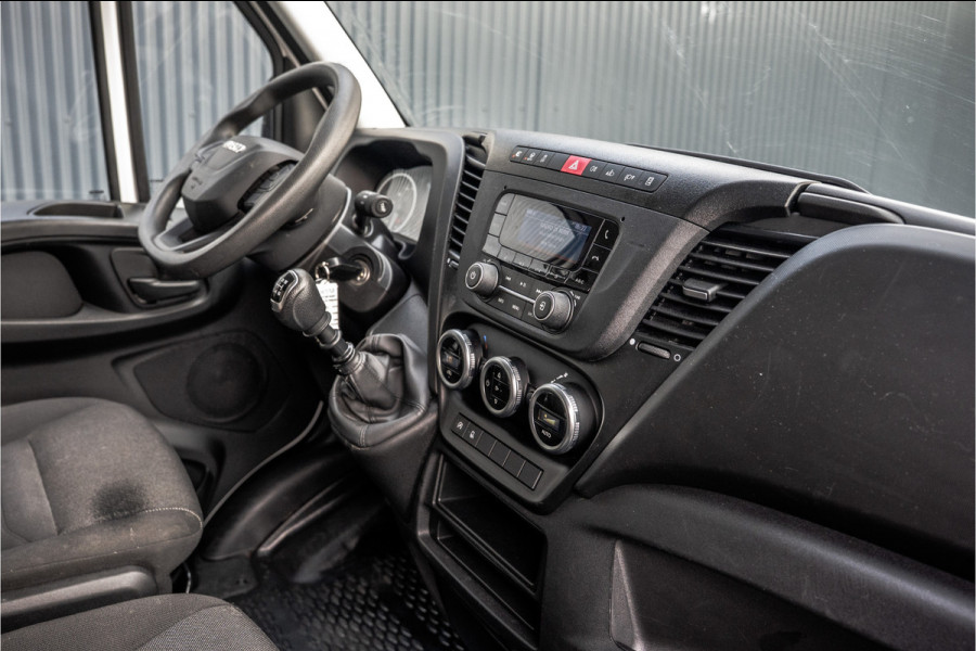Iveco Daily **35S16 | 156 PK | 3.500KG trekgew. 3-Zits | Climate**