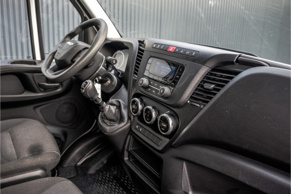 Iveco Daily **35S16 | 156 PK | 3.500KG trekgew. 3-Zits | Climate**