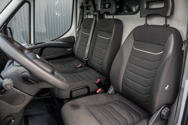 Iveco Daily **35S16 | 156 PK | 3.500KG trekgew. 3-Zits | Climate**