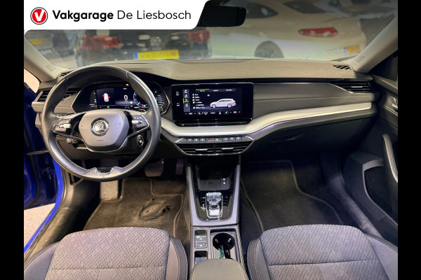 Škoda Octavia Combi 1.4 TSI iV PHEV style Business / panoramadak / stoel + stuur verwarming /