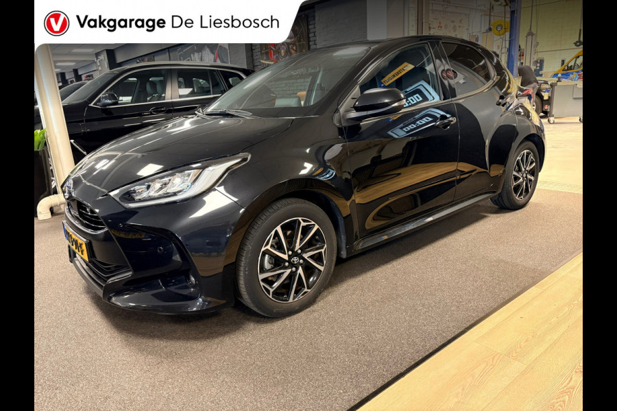 Toyota Yaris 1.5 Hybrid Style / LED / head-up / panoramadak / camera / keyless