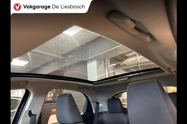 Toyota Yaris 1.5 Hybrid Style / LED / head-up / panoramadak / camera / keyless