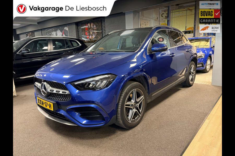 Mercedes-Benz GLA 250 e AMG Line |19 inch | 360camera| panoramadak|sfeer verlichting