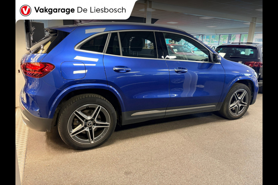 Mercedes-Benz GLA 250 e AMG Line |19 inch | 360camera| panoramadak|sfeer verlichting