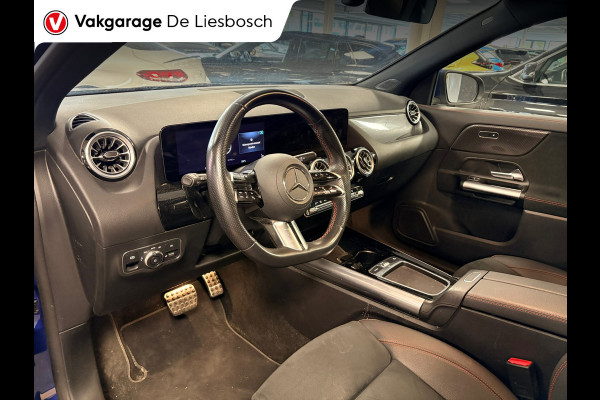 Mercedes-Benz GLA 250 e AMG Line |19 inch | 360camera| panoramadak|sfeer verlichting
