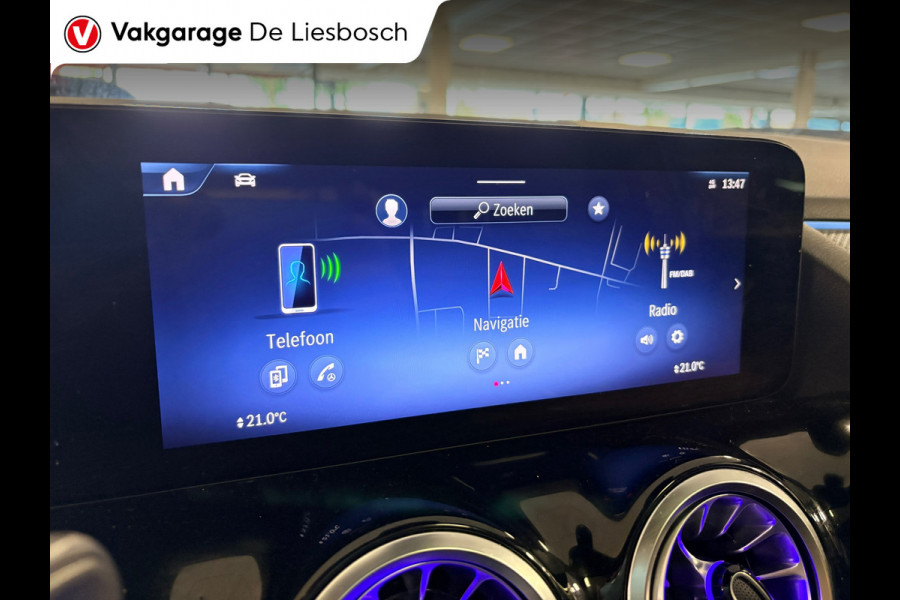 Mercedes-Benz GLA 250 e AMG Line |19 inch | 360camera| panoramadak|sfeer verlichting
