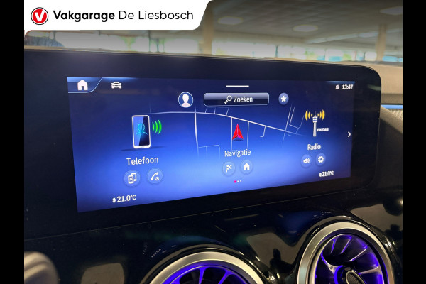 Mercedes-Benz GLA 250 e AMG Line |19 inch | 360camera| panoramadak|sfeer verlichting