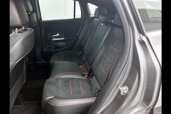 Mercedes-Benz GLA 250 e Business AMG-line 5 spaaks lichtmetalen velgen | MBUX wide screen| Navigatie | elect bed. voorstoelen met memory | Trekhaak | parking support met camera | Inclusief 24 maanden Mercedes-Benz Certified garantie voor Europa.