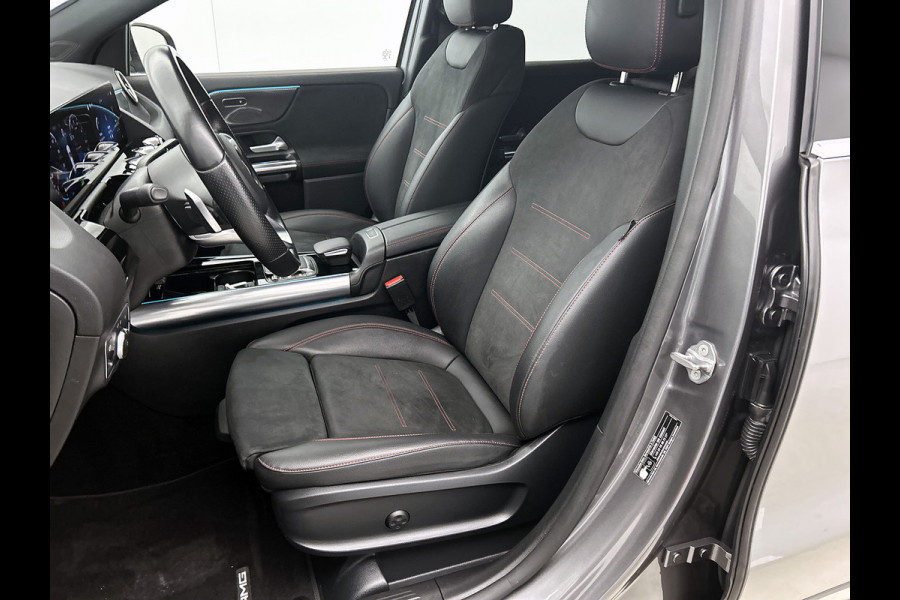 Mercedes-Benz GLA 250 e Business AMG-line 5 spaaks lichtmetalen velgen | MBUX wide screen| Navigatie | elect bed. voorstoelen met memory | Trekhaak | parking support met camera | Inclusief 24 maanden Mercedes-Benz Certified garantie voor Europa.
