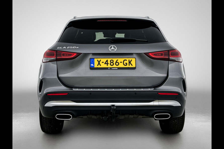 Mercedes-Benz GLA 250 e Business AMG-line 5 spaaks lichtmetalen velgen | MBUX wide screen| Navigatie | elect bed. voorstoelen met memory | Trekhaak | parking support met camera | Inclusief 24 maanden Mercedes-Benz Certified garantie voor Europa.