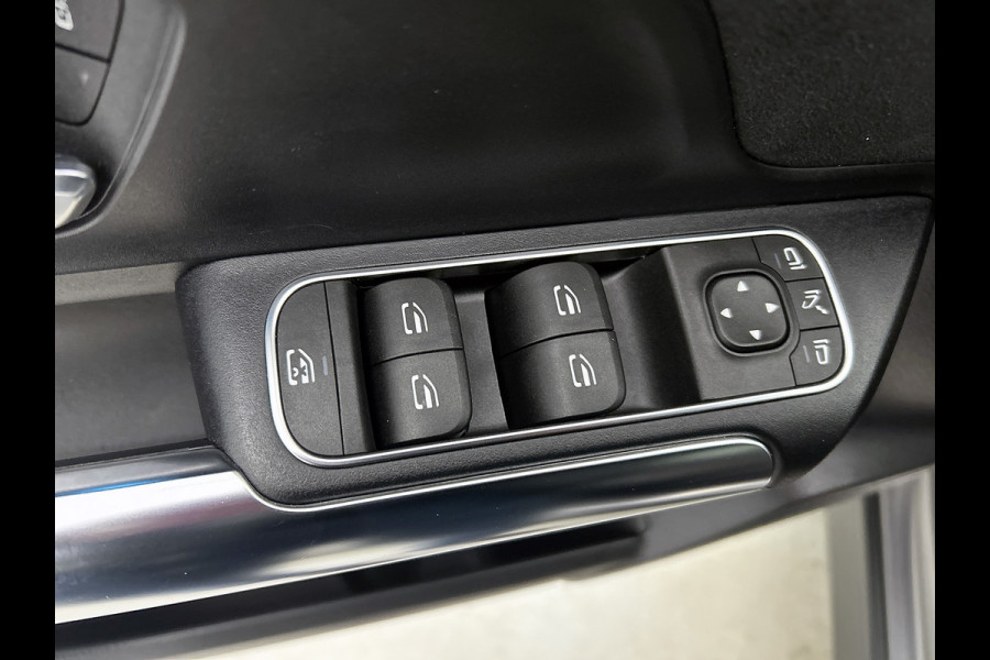 Mercedes-Benz GLA 250 e Business AMG-line 5 spaaks lichtmetalen velgen | MBUX wide screen| Navigatie | elect bed. voorstoelen met memory | Trekhaak | parking support met camera | Inclusief 24 maanden Mercedes-Benz Certified garantie voor Europa.