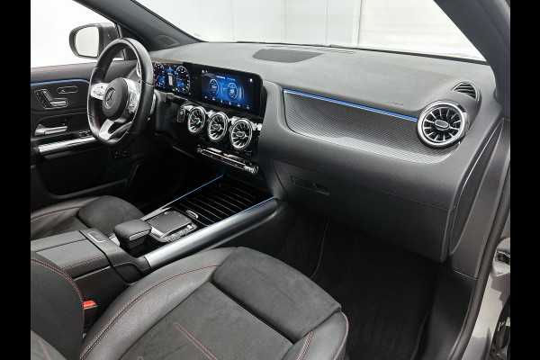 Mercedes-Benz GLA 250 e Business AMG-line 5 spaaks lichtmetalen velgen | MBUX wide screen| Navigatie | elect bed. voorstoelen met memory | Trekhaak | parking support met camera | Inclusief 24 maanden Mercedes-Benz Certified garantie voor Europa.