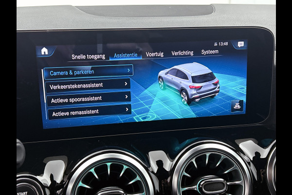 Mercedes-Benz GLA 250 e Business AMG-line 5 spaaks lichtmetalen velgen | MBUX wide screen| Navigatie | elect bed. voorstoelen met memory | Trekhaak | parking support met camera | Inclusief 24 maanden Mercedes-Benz Certified garantie voor Europa.