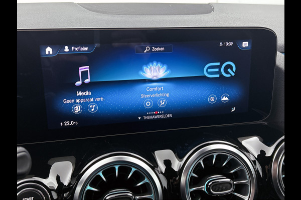 Mercedes-Benz GLA 250 e Business AMG-line 5 spaaks lichtmetalen velgen | MBUX wide screen| Navigatie | elect bed. voorstoelen met memory | Trekhaak | parking support met camera | Inclusief 24 maanden Mercedes-Benz Certified garantie voor Europa.