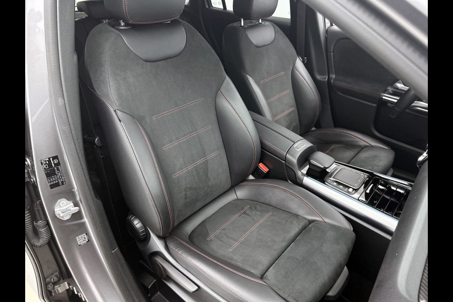 Mercedes-Benz GLA 250 e Business AMG-line 5 spaaks lichtmetalen velgen | MBUX wide screen| Navigatie | elect bed. voorstoelen met memory | Trekhaak | parking support met camera | Inclusief 24 maanden Mercedes-Benz Certified garantie voor Europa.