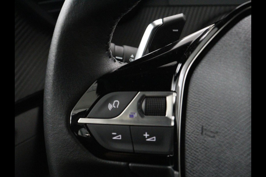 Peugeot 2008 1.2 Hybrid 136 Style | Automaat | Carplay | Climate control | Parkeerhulp | Full LED | Cruise control | Bluetooth