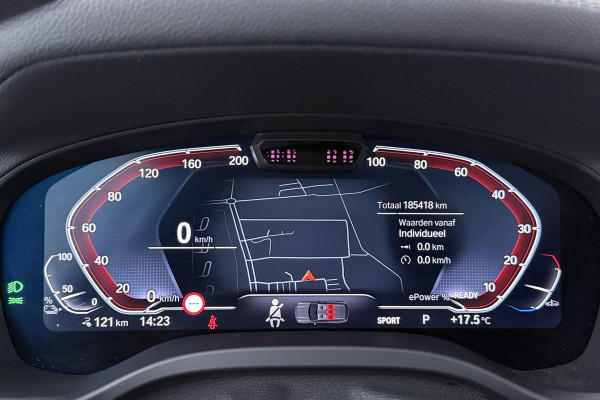 BMW iX3 High Executive 80 kWh M-pakket 97%SoH (1e eigenaar, NL-auto, Dealer OnderH, Panoramadak, Trekhaak, Navi Pro, StoelV, Etc)