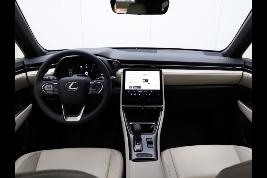 Lexus LBX 1.5 Elegant 2WD | Tech Pack | Leder | El. Achterklep | Stoelverwarming