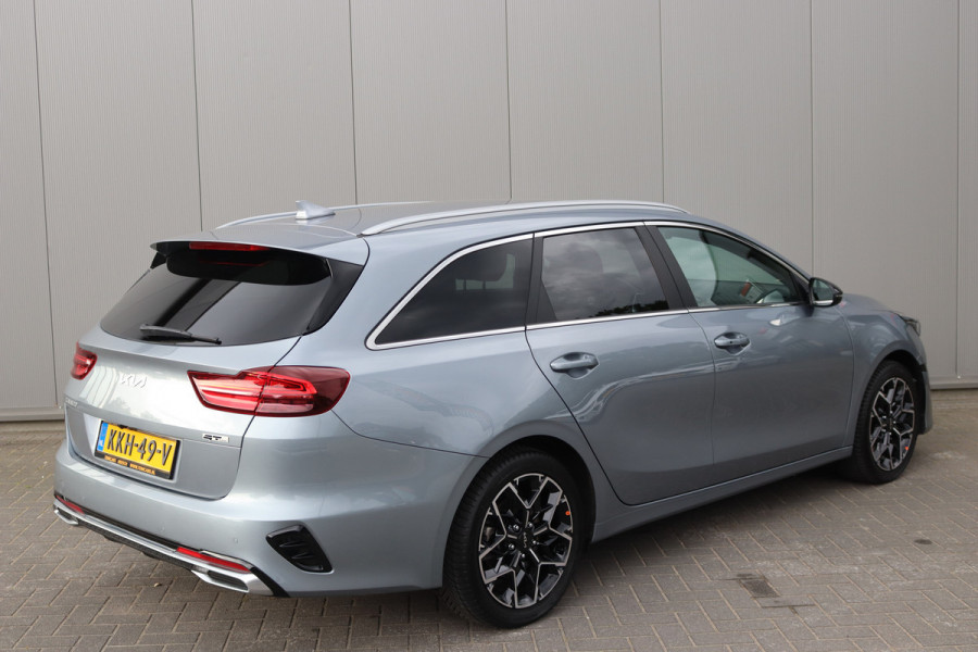 Kia Ceed Sportswagon 1.5 T-GDi 140PK Automaat GT-Line 11-2025!/Navigatie/Adapt.-cruise/Keyfree/Winter-pack