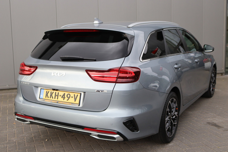 Kia Ceed Sportswagon 1.5 T-GDi 140PK Automaat GT-Line 11-2025!/Navigatie/Adapt.-cruise/Keyfree/Winter-pack