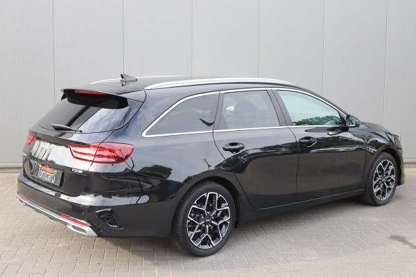 Kia Ceed Sportswagon 1.5 T-GDi 140PK Automaat GT-Line 12-2025!/Navigatie/Adapt.-cruise/Keyfree/Winter-pack