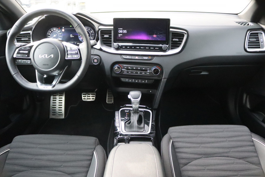 Kia Ceed Sportswagon 1.5 T-GDi 140PK Automaat GT-Line 12-2025!/Navigatie/Adapt.-cruise/Keyfree/Winter-pack