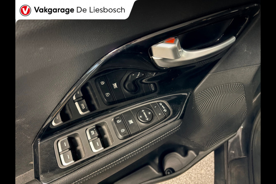 Kia Niro 1.6 GDi PHEV DynamicLine / navigatie / carplay / stoel en stuurverwarming