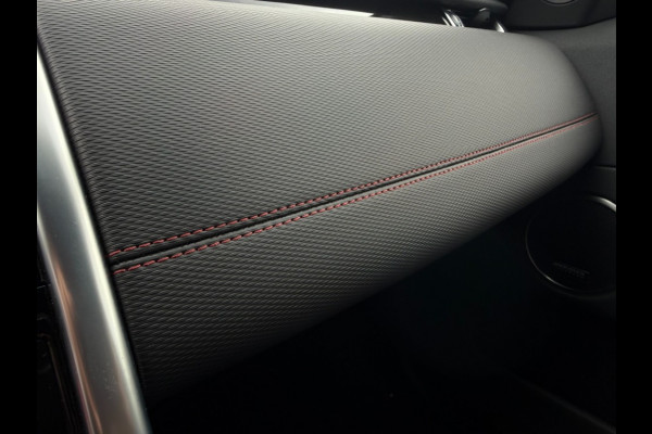 Land Rover Discovery Sport P300e SE R-Dynamic/black-pack/Leer/Eiger Grey/trekhaak