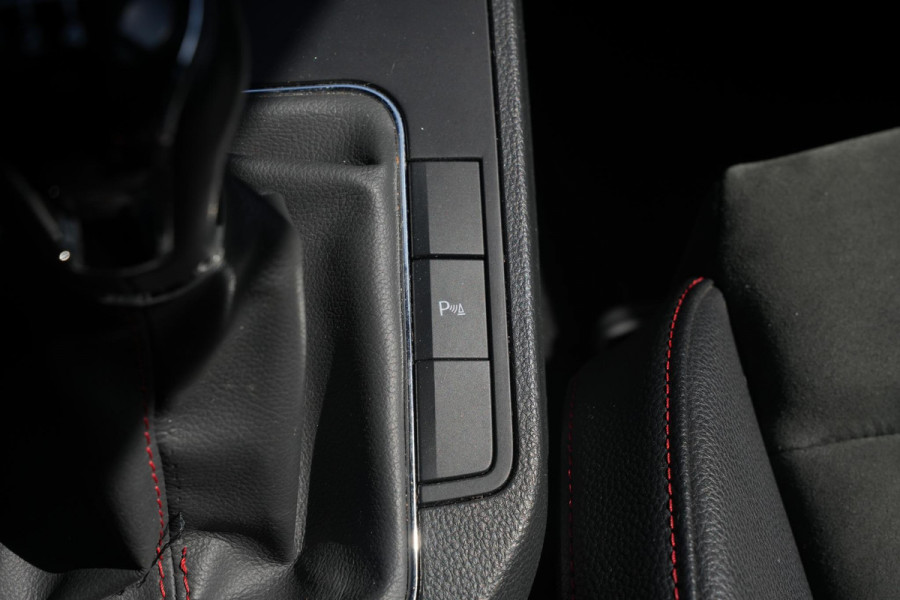 Seat Ibiza 1.0 TSI FR Business Intense Plus FR Virtual Dash Stoelverwarming Clima