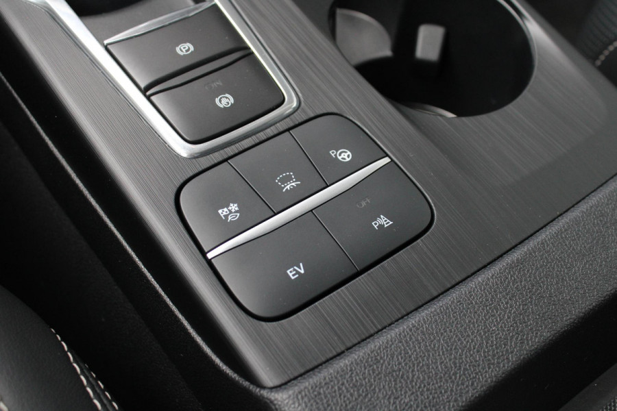 Ford Kuga 2.5 PHEV Vignale | Adaptive cruise control | Winter Pack | Bang&Olufsen | Camera | Head up Display |