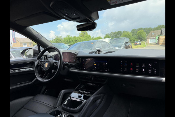 Porsche Cayenne Coupé 4.0 Turbo E-Hybrid Sport Chrono | 360* Camera | Achteras Besturing | Burmester | Bijrijders Display | Head-Up Display | CARBON |