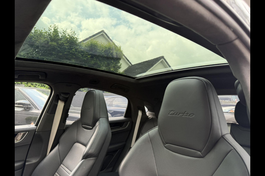 Porsche Cayenne Coupé 4.0 Turbo E-Hybrid Sport Chrono | 360* Camera | Achteras Besturing | Burmester | Bijrijders Display | Head-Up Display | CARBON |