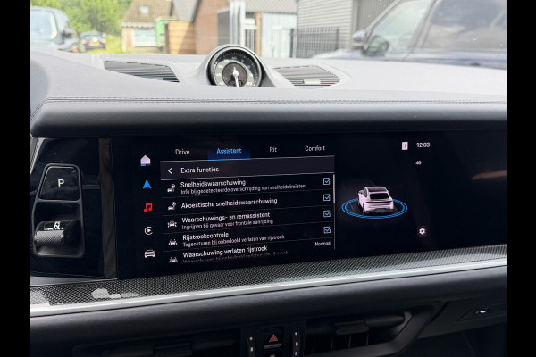 Porsche Cayenne Coupé 4.0 Turbo E-Hybrid Sport Chrono | 360* Camera | Achteras Besturing | Burmester | Bijrijders Display | Head-Up Display | CARBON |