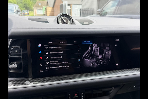Porsche Cayenne Coupé 4.0 Turbo E-Hybrid Sport Chrono | 360* Camera | Achteras Besturing | Burmester | Bijrijders Display | Head-Up Display | CARBON |