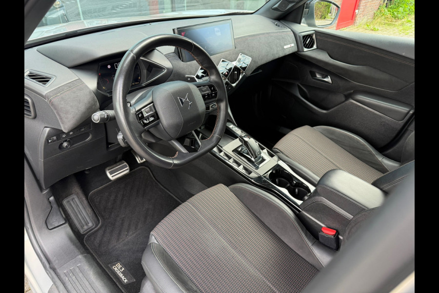 DS DS 3 Crossback 1.2 Turbo 130 Performance Line - Automaat - Navi - Parkeerhulp - Org.NL