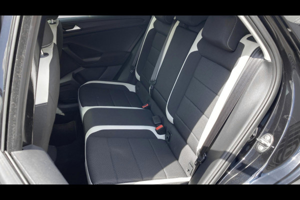 Volkswagen T-Roc 1.5 TSI DSG Sport | Matrix-LED | Digital Cockpit | Navigatie