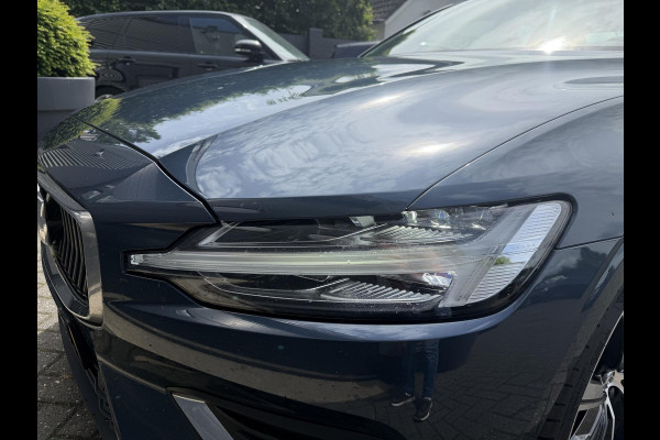 Volvo S60 2.0 B4 Plus Bright | Camera | Navigatie | 20 Inch Lichtmetalen Velgen | DAB | LED |