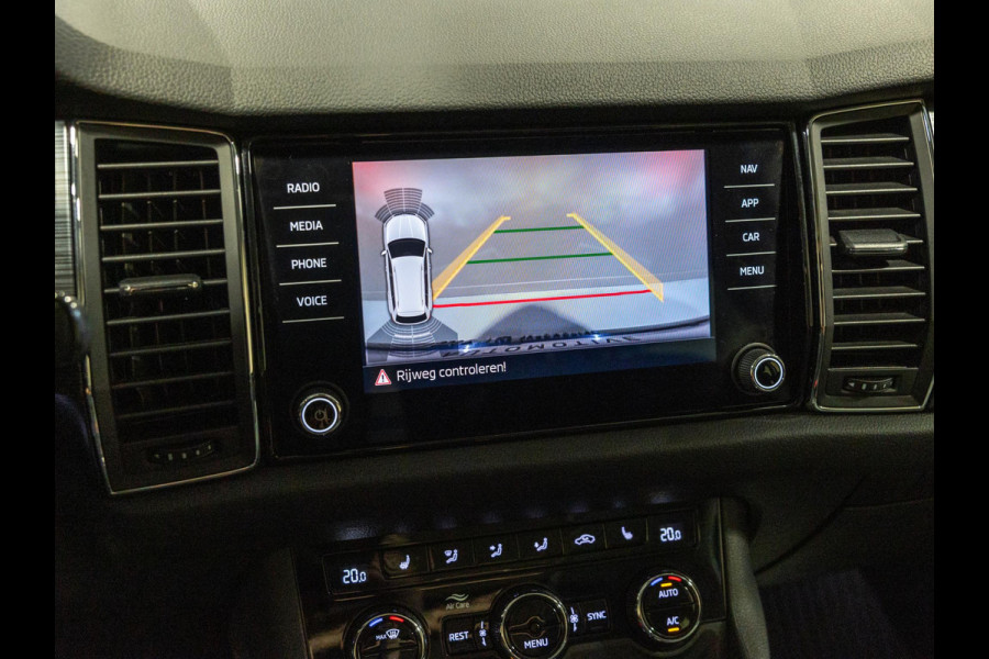 Škoda Kodiaq 1.5 TSI Limited Business Edition 7p. / 150pk / Panorama dak / Achteruitrij camera / Canton / Stoelverwarming /